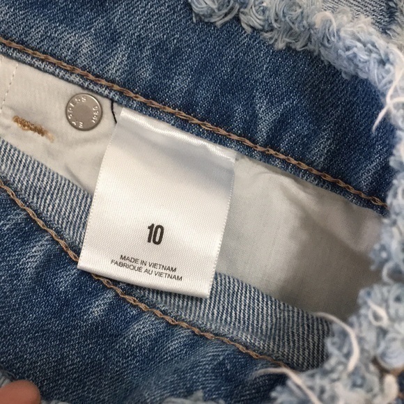 Express distressed denim mini skirt size 10 - Picture 6 of 9